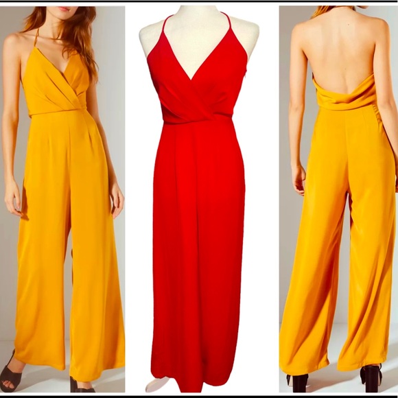 URBAN OUTFITTERS Red Wide leg Jumpsuit W/Halter Style Neckline & Side Zip Sz 2. - Picture 2 of 11